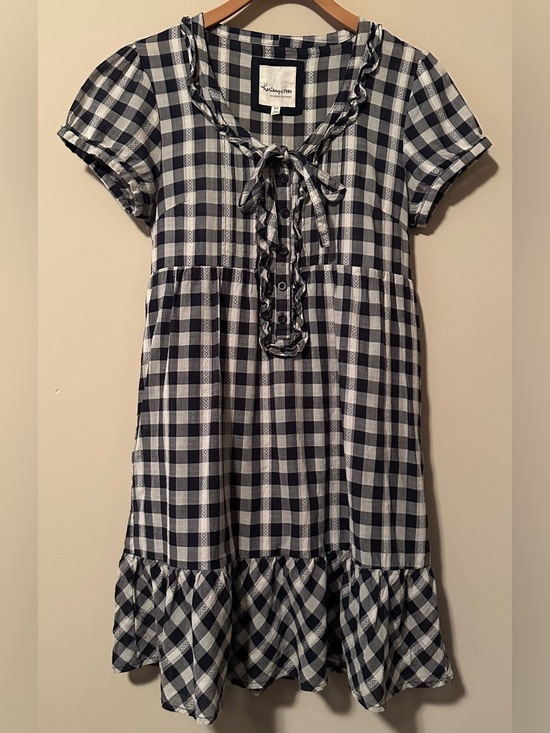 Maurices Dresses & Skirts - Maurices Black and White Gingham Tie-Front Ruffle Dress